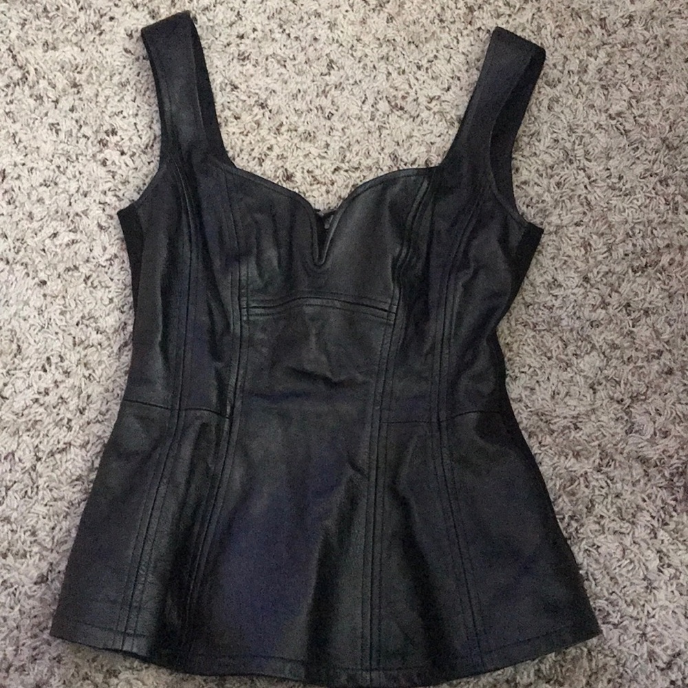 Nanette lepore black top size 4